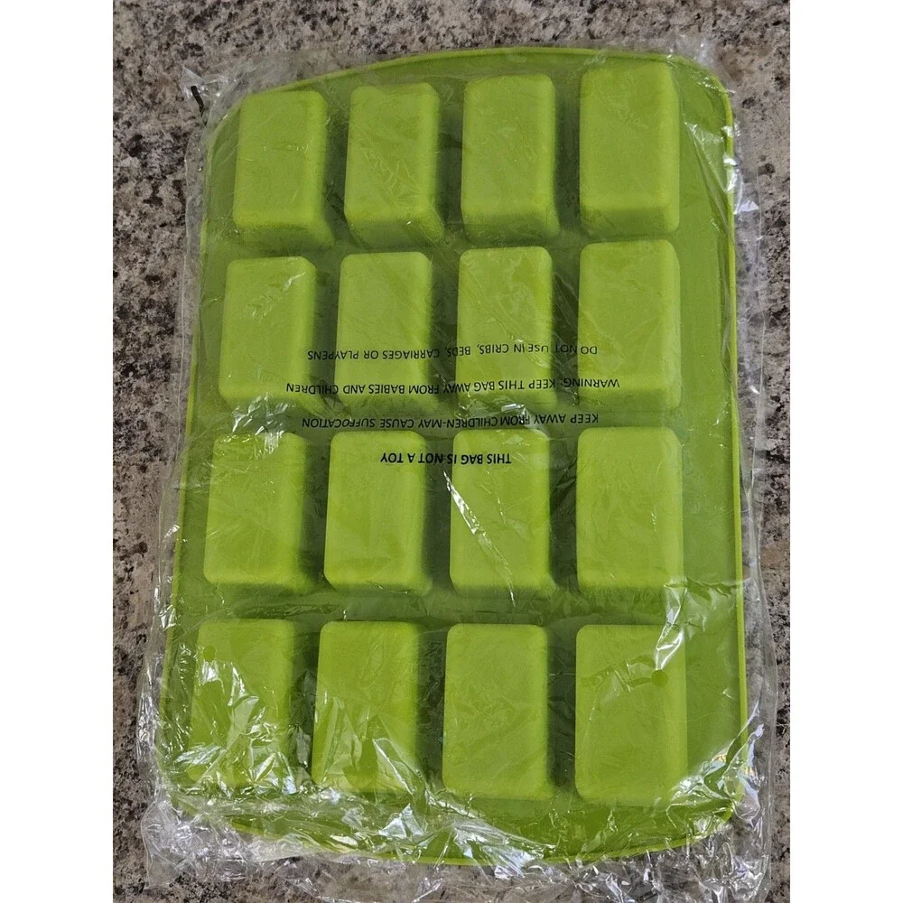NIP Tastefully Simple Green Silicone Bar Pan 16 Rectangular Bars